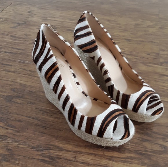 Vince Camuto Shoes - Vince Camuto Cowhide Animal Print Wedges 9